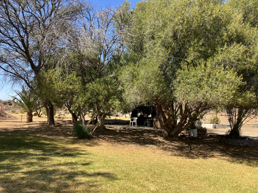 4 Bedroom Property for Sale in Vanwyksvlei Northern Cape